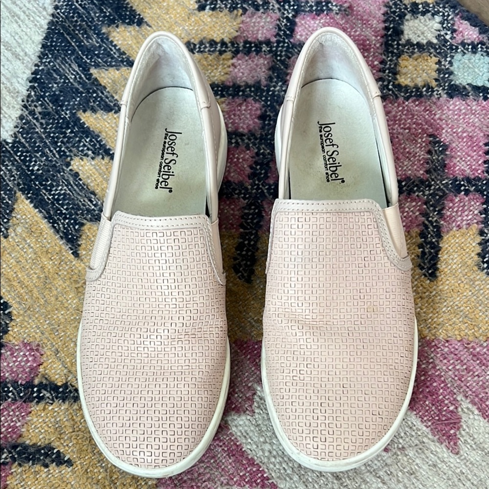 Josef Seibel Pink Slip-On Sneakers